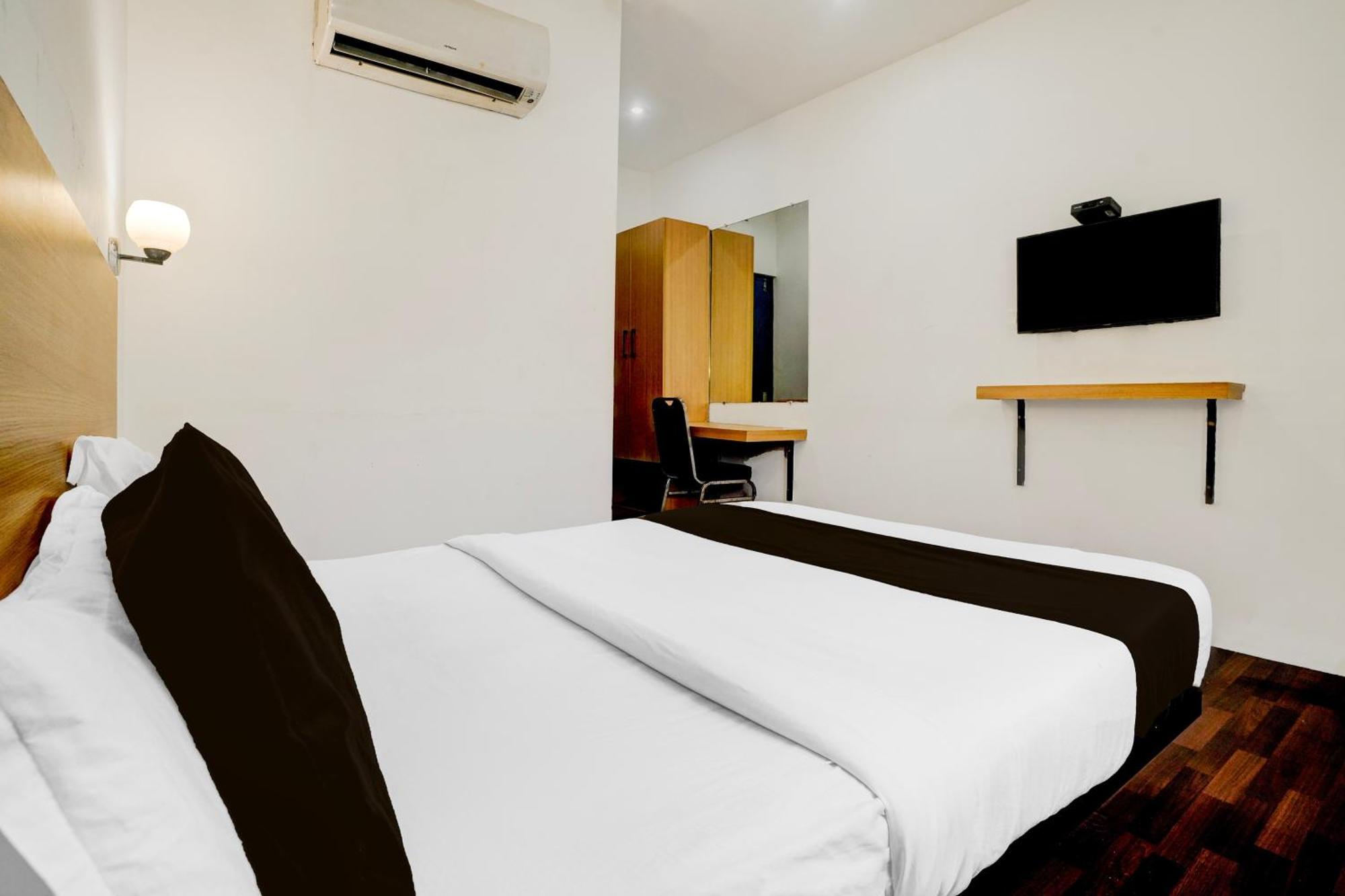 Super Townhouse Pbg Mall Vashi Turambhe 외부 사진