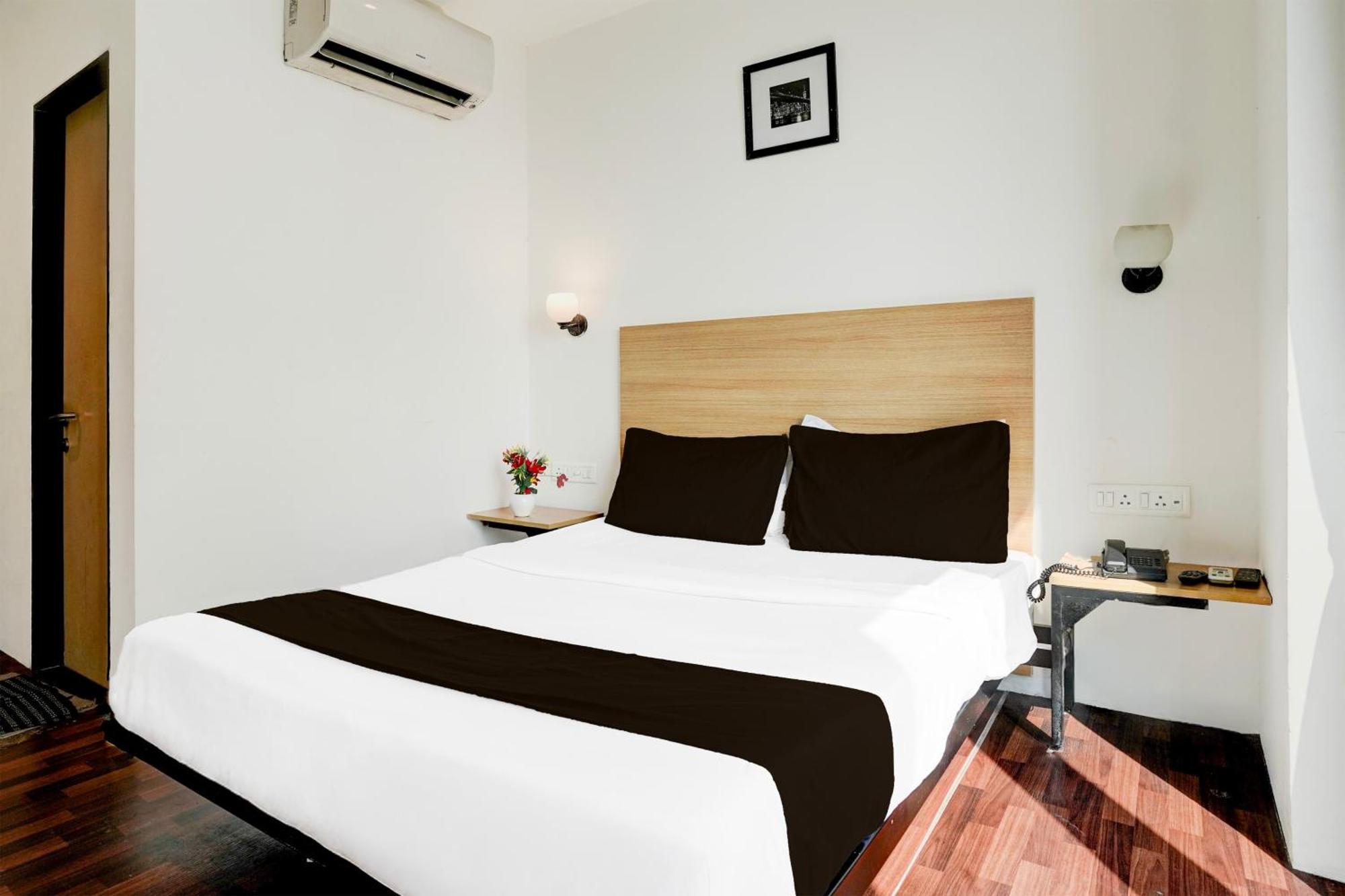 Super Townhouse Pbg Mall Vashi Turambhe 외부 사진